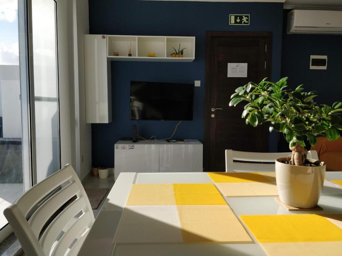 マルサスカーラSea View Penthouse With Large Terrace Irom1-1アパートメント エクステリア 写真