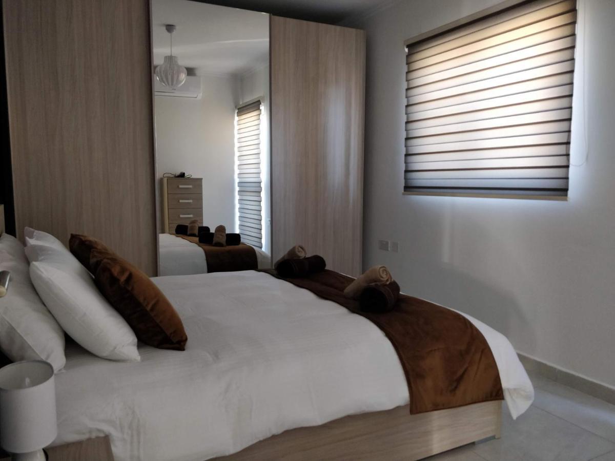 マルサスカーラSea View Penthouse With Large Terrace Irom1-1アパートメント エクステリア 写真